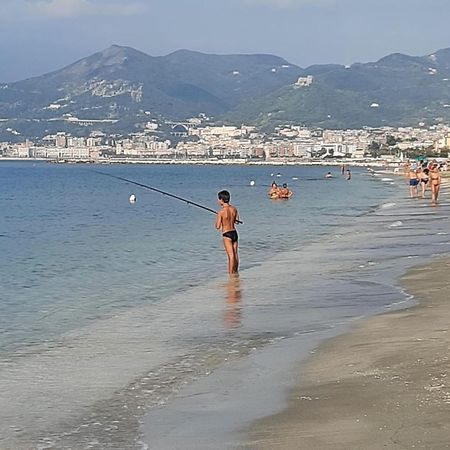 B&B Nonna Pina Salerno Bagian luar foto